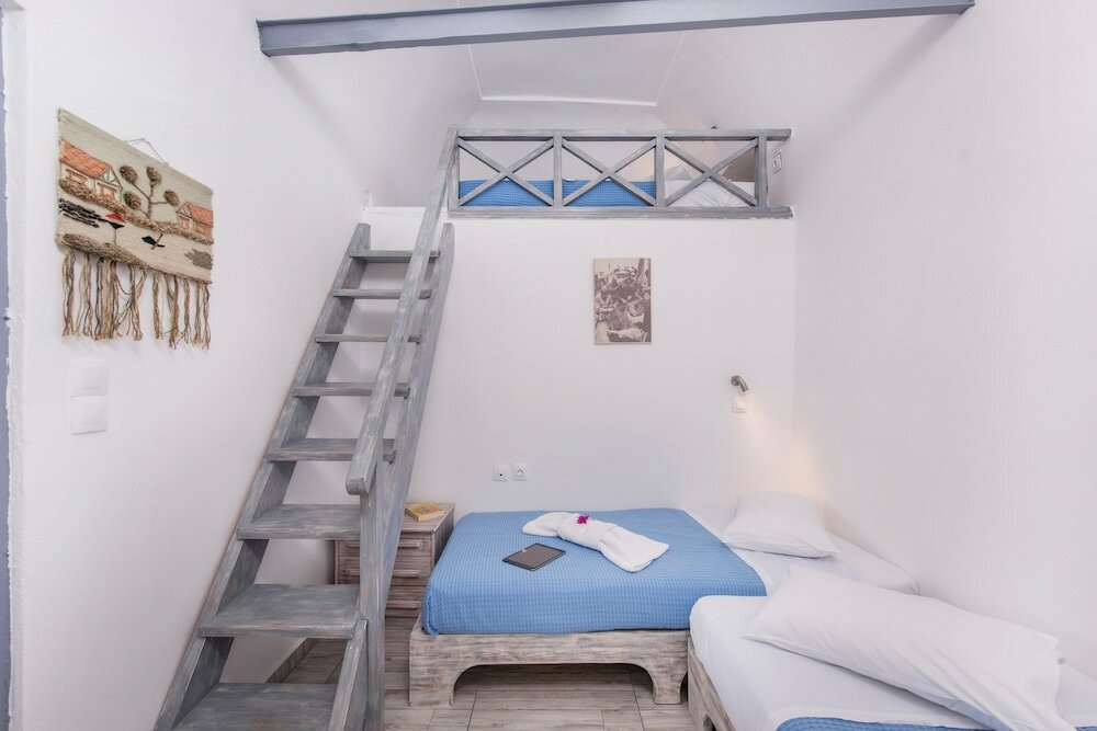 Фото Maryloujohn Villas