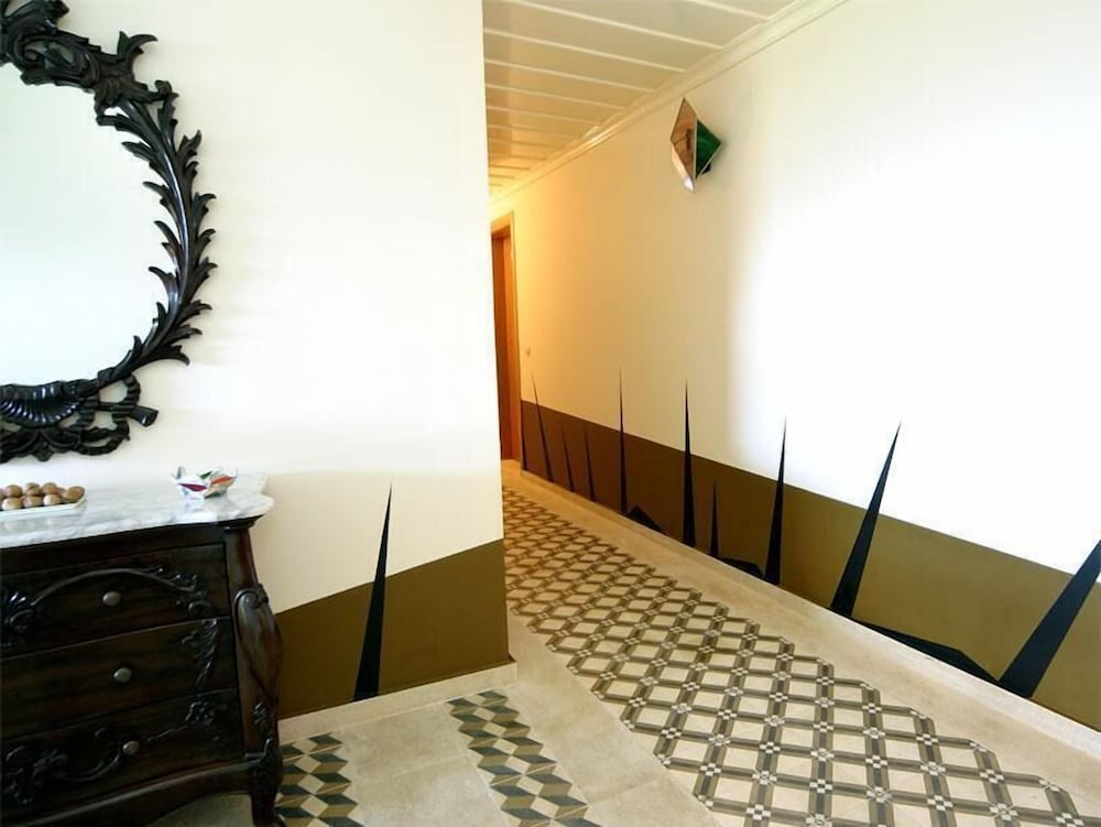 Фото Hotel Papanikola