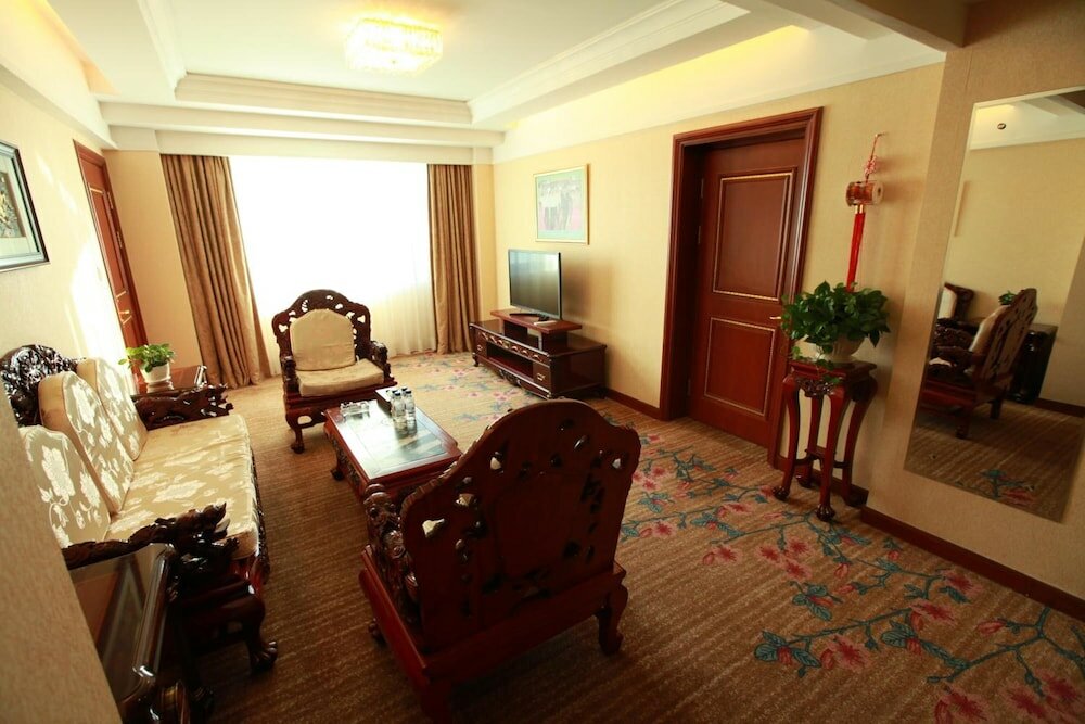 Фото Baishan Hotel