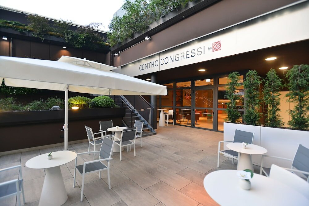 Фото Hilton Garden Inn Milan North