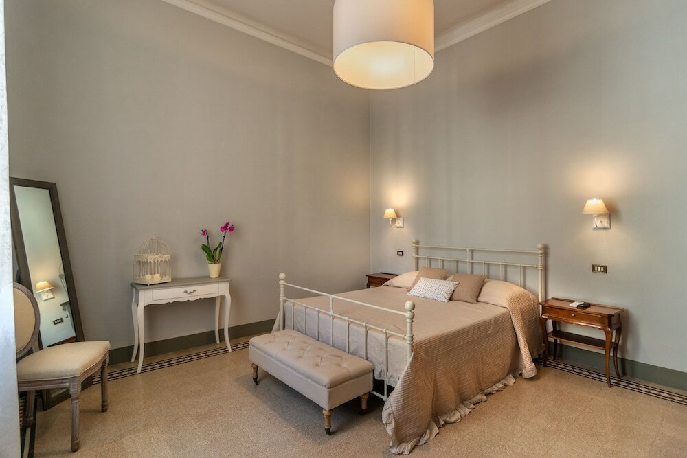 Фото Villa Ricci Suites