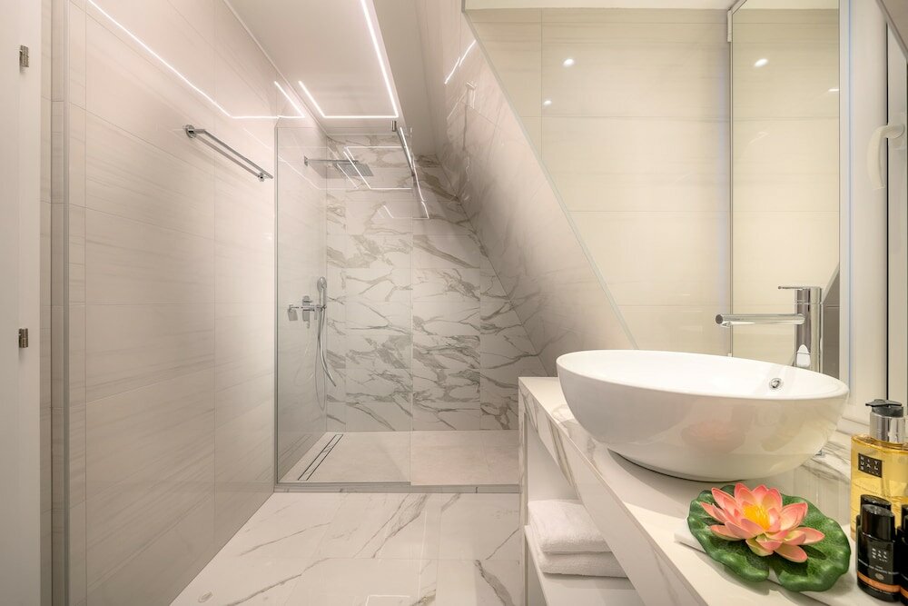 Фото Flos Luxury Rooms