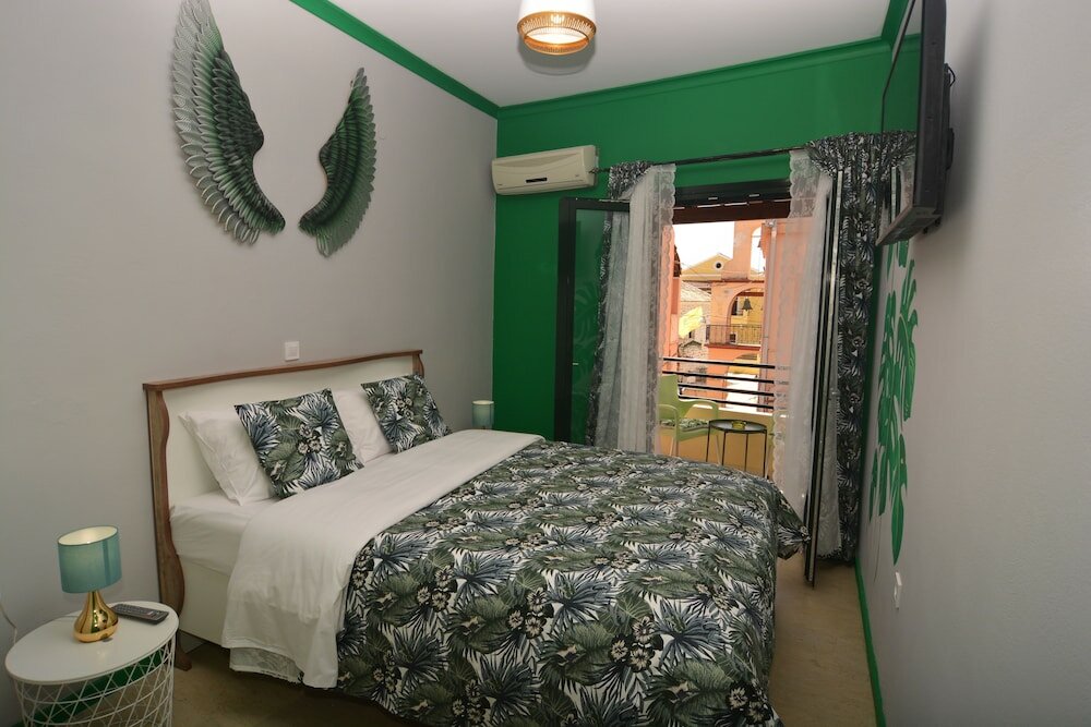 Фото Wings Apartments