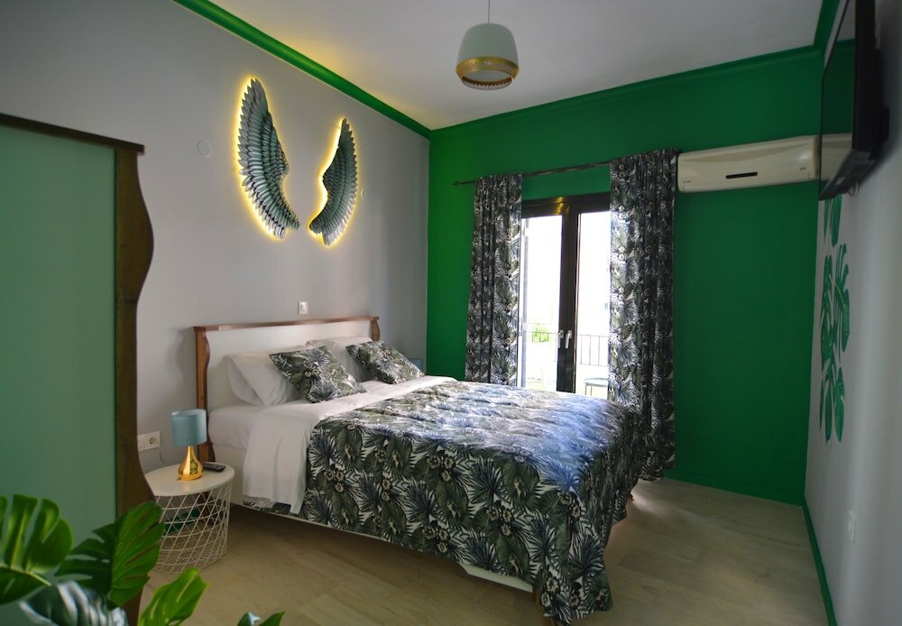 Фото Wings Apartments