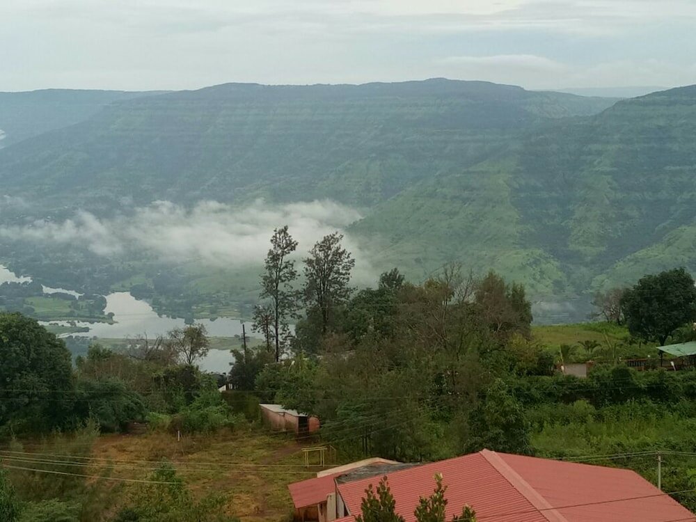 Фото Valley View Residency