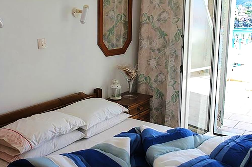 Фото Pella Hotel