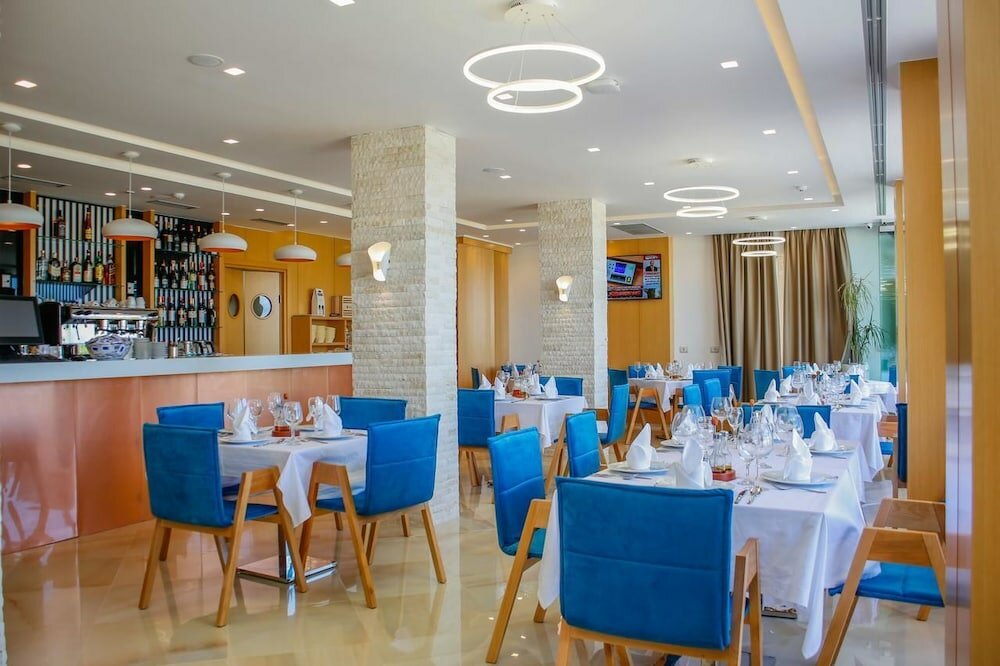 Фото Hotel Luxury