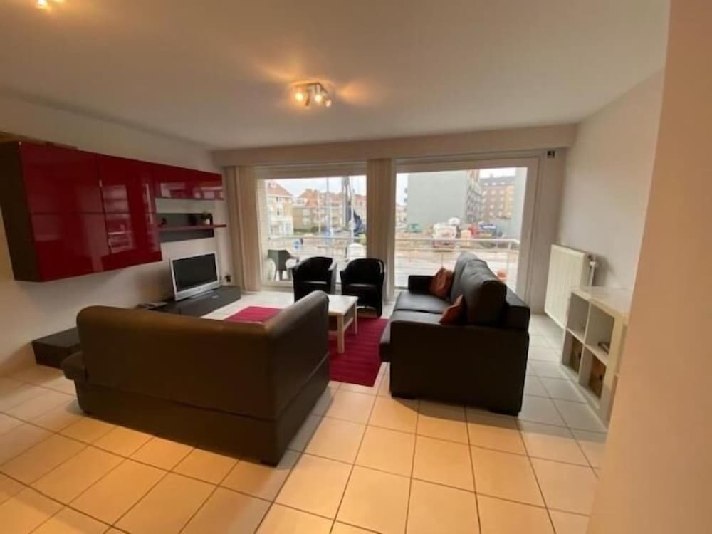 Фото Kompas 1 0102