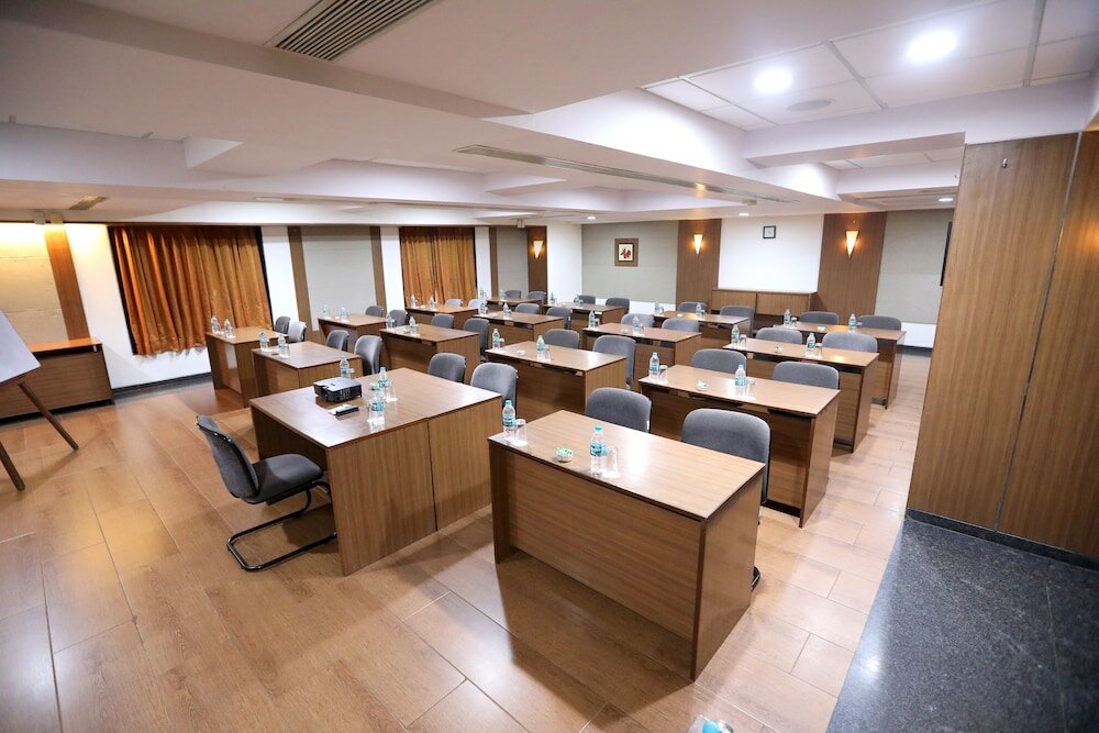 Фото Gcc Hotel and Club