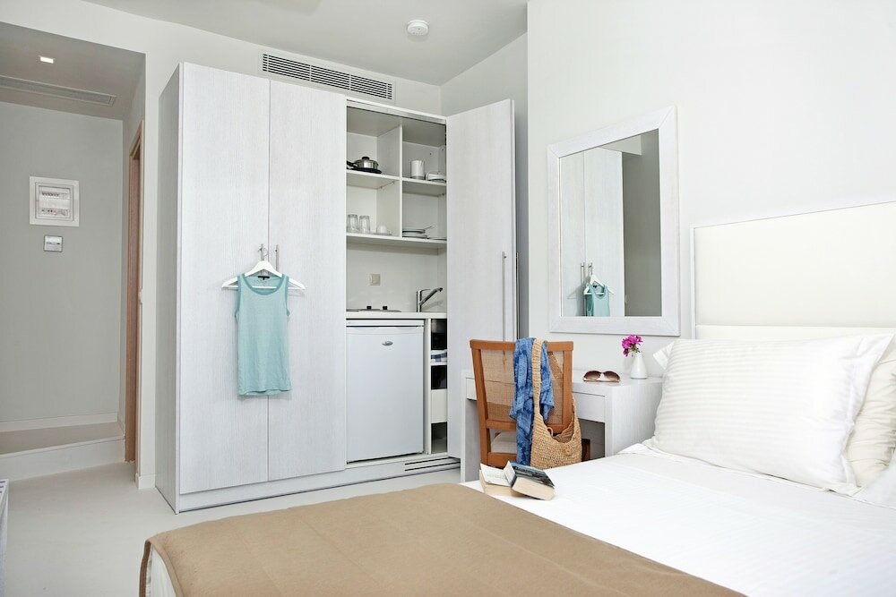 Фото Aphrodite Samos Suites