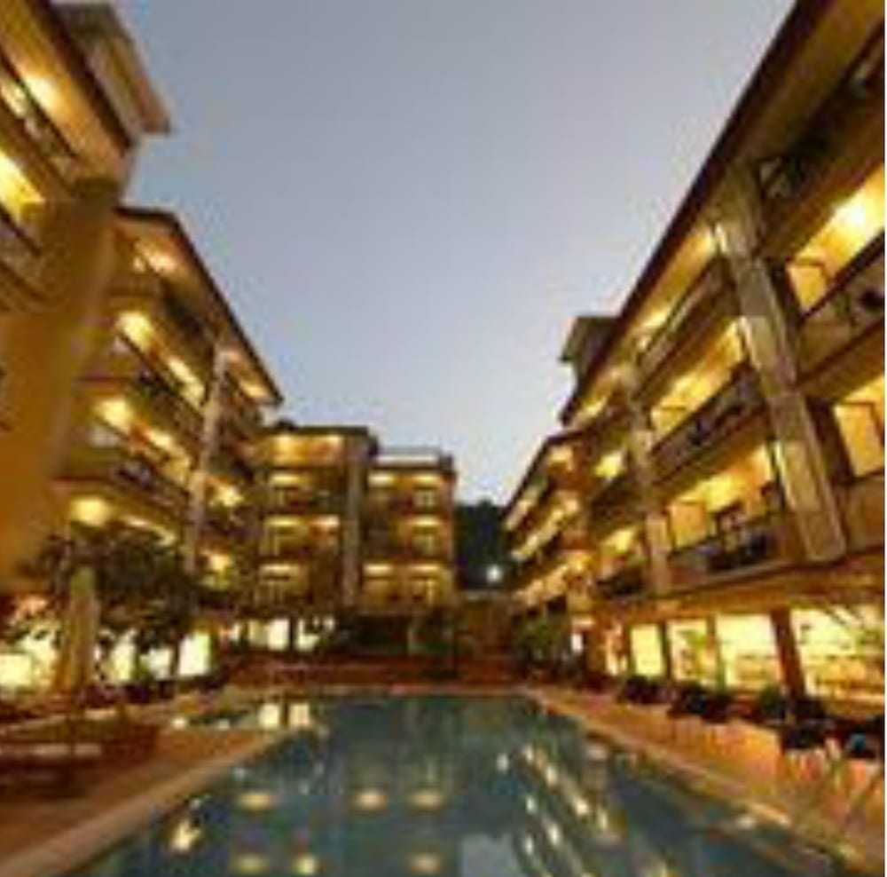 Фото Deltin Suites