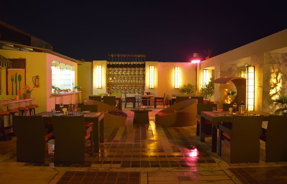 Фото One Earth Avaas