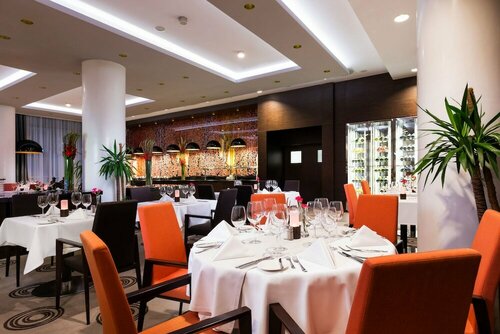 Гостиница DoubleTree by Hilton Lodz в Лодзи