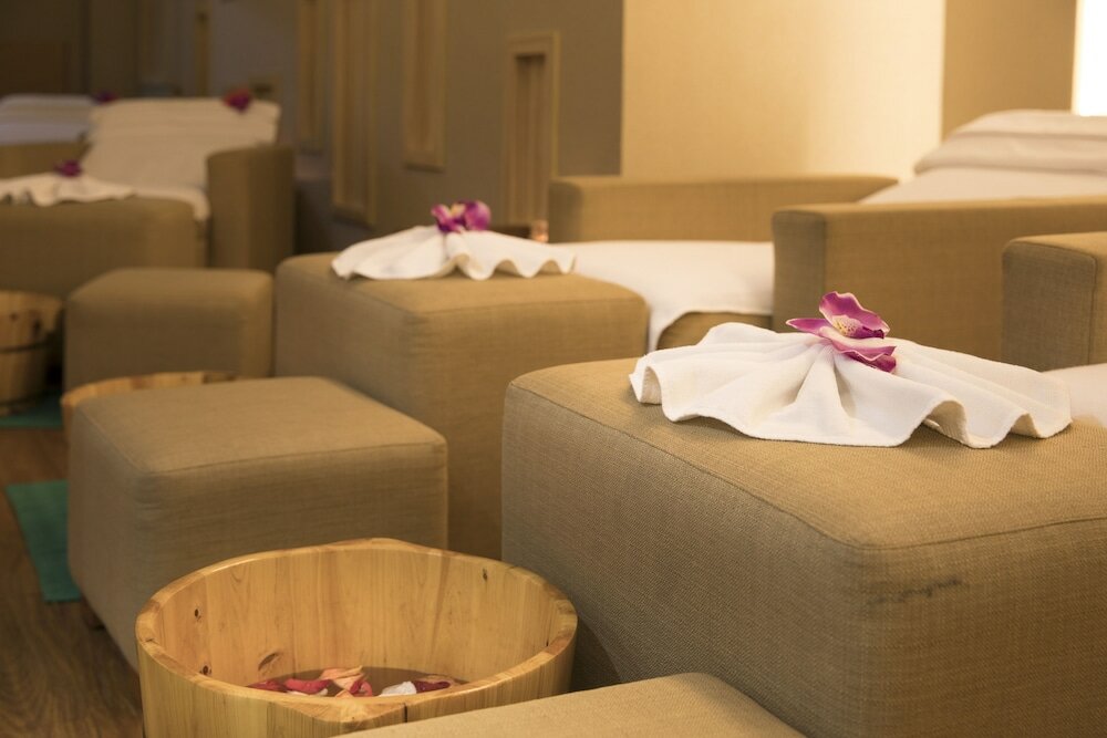 Фото Paradise Saigon Boutique Hotel & SPA