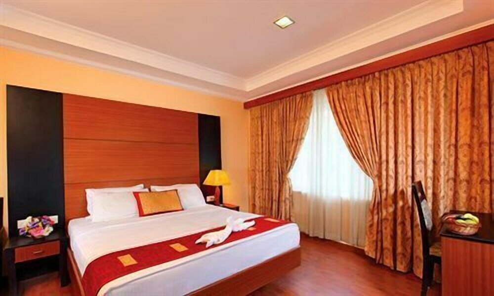 Фото отеля 2