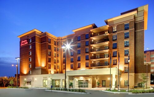 Гостиница Hampton Inn & Suites Baton Rouge Downtown в Батон-Руж