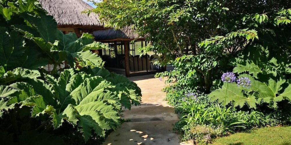 Фото Amazian Mountain River Lodge