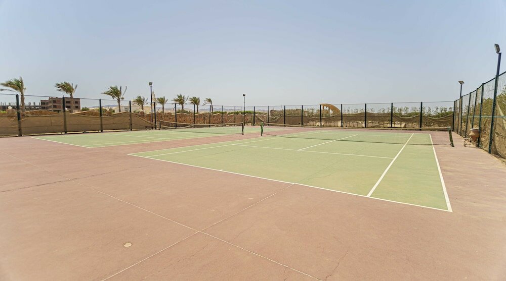 Фото Blend Elphistone Resort