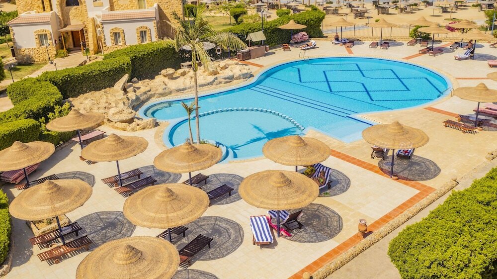 Фото Blend Elphistone Resort