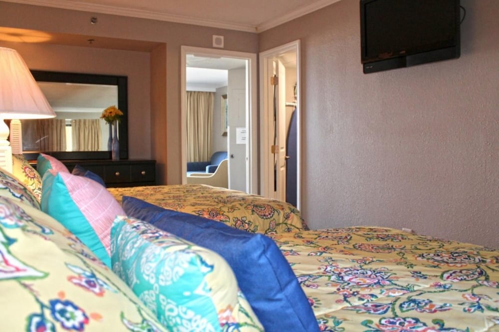 Фото Caravelle Resort by Palmetto Vacations