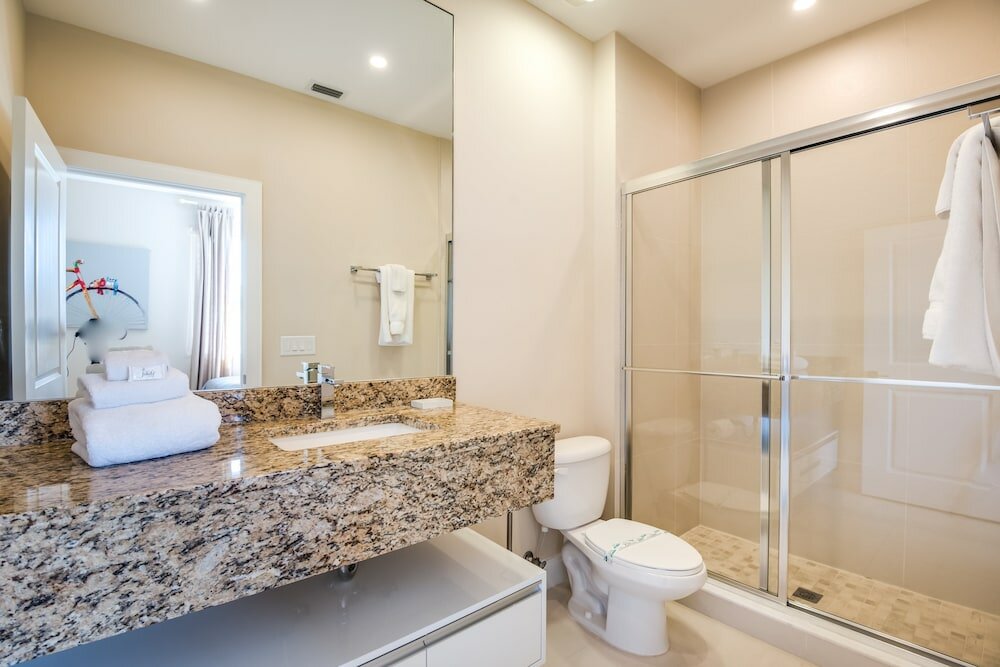 Фото Magic Village Resort 4 Bdrm Townhome