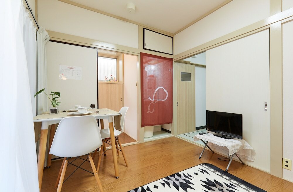 Фото Kamata ColorBee Family House