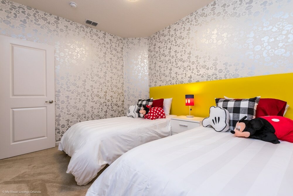 Фото 8 Bdrm 5 Bath Bella Vida Resort