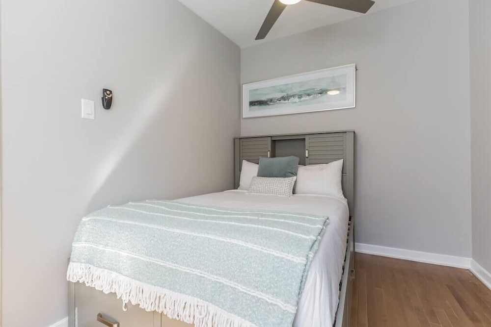 Фото 1838 Webster