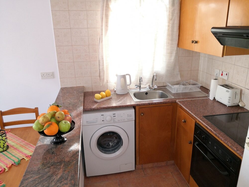 Фото Seashell Apartments