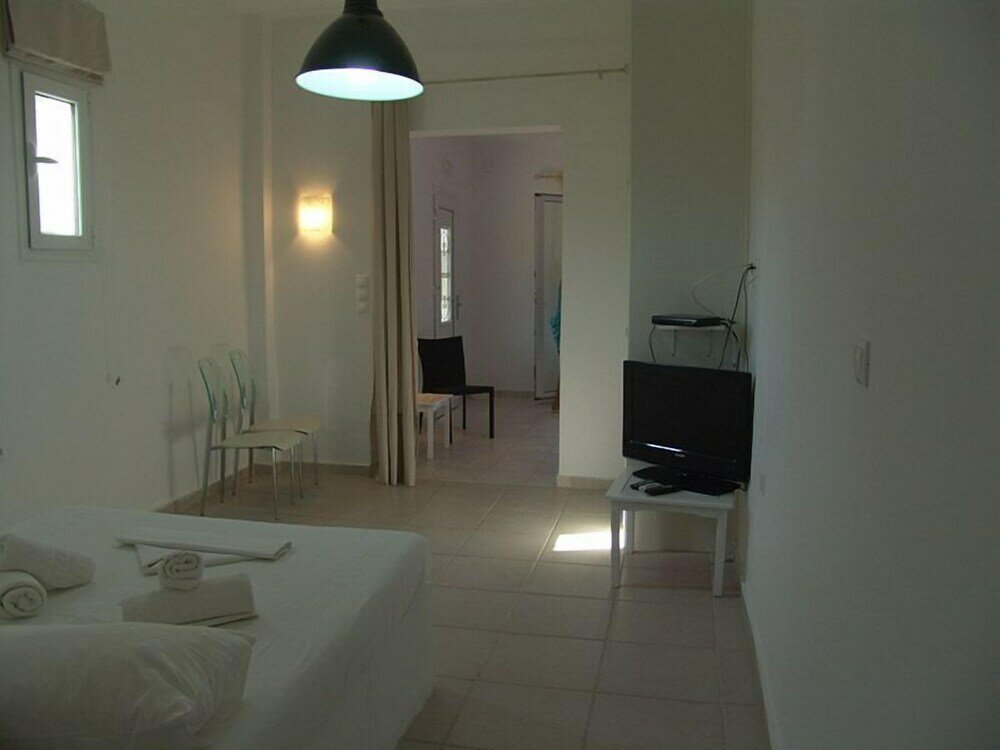 Фото Avlomonasbeach – Adults Only