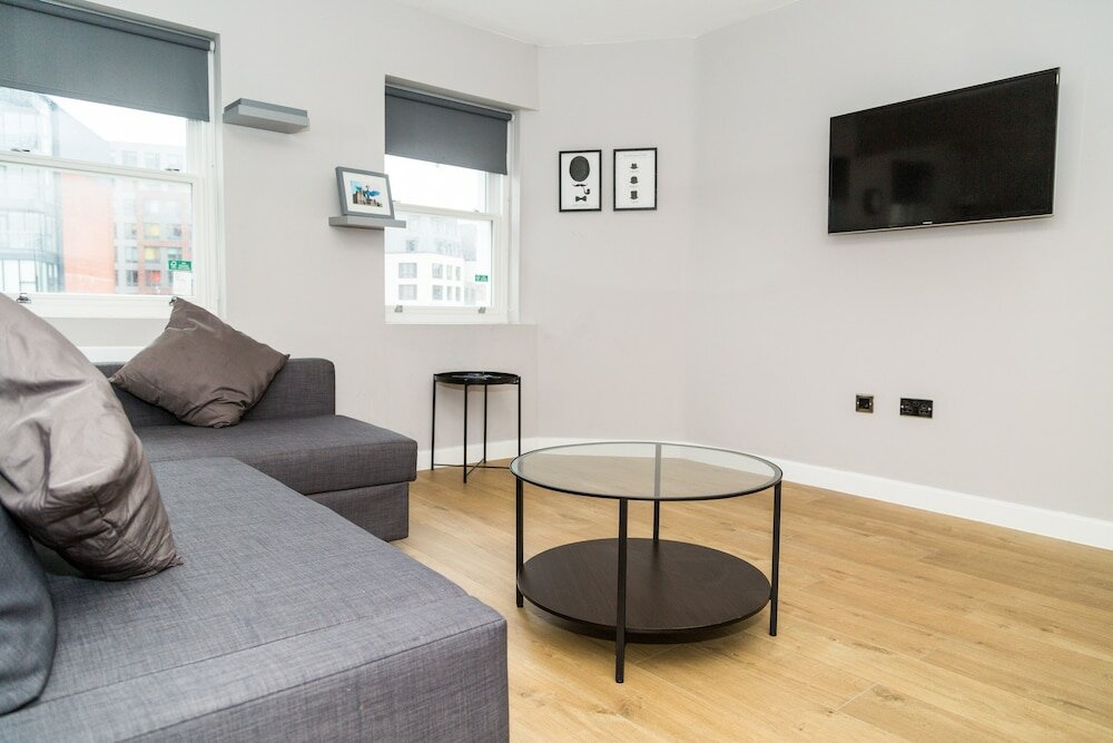 Фото St Lukes Building