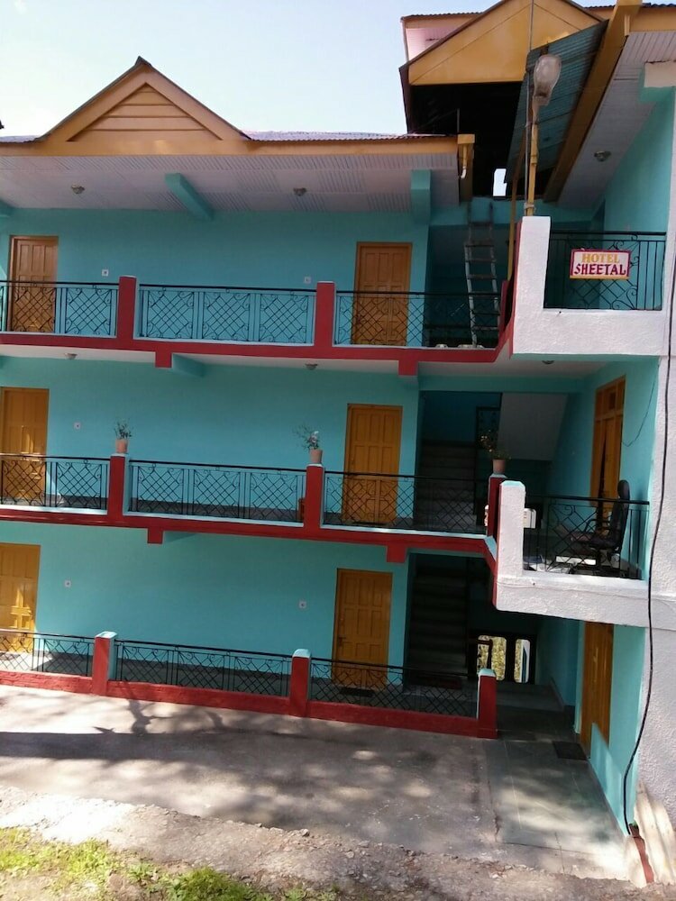 Фото отеля 1