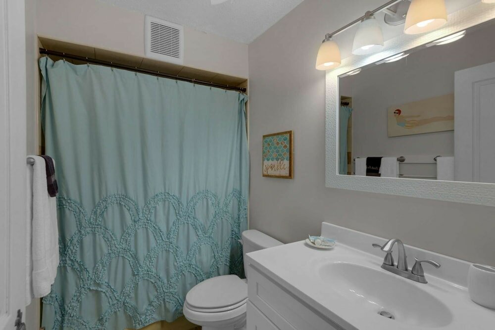 Фото Regency Towers 703