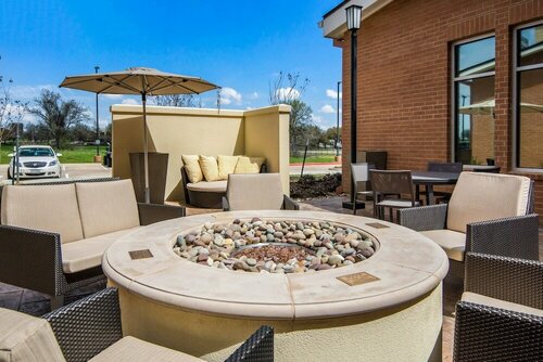 Гостиница Residence Inn by Marriott Dallas Dfw Airport West/Bedford в Бедфорде