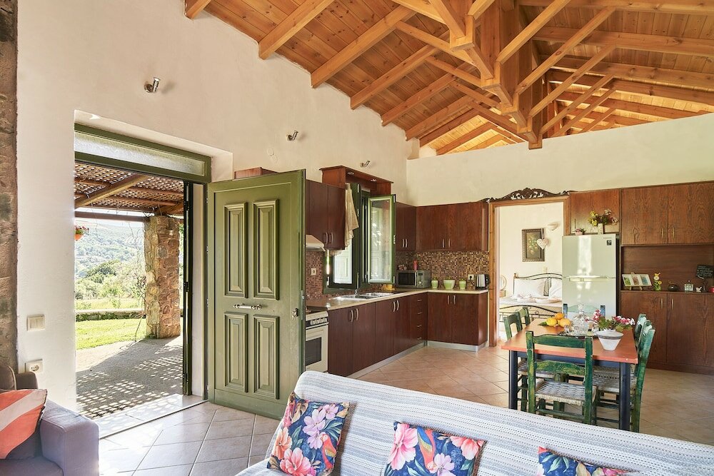 Фото Authentic Cottage