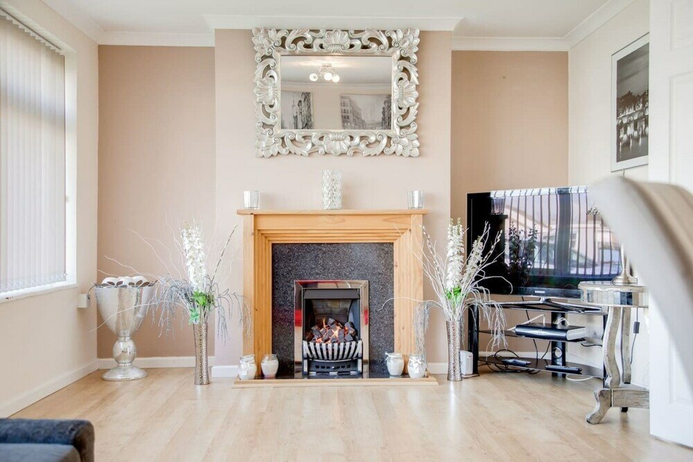 Фото Bungalow 2 min Walk to Beach and sea Sleeps 6