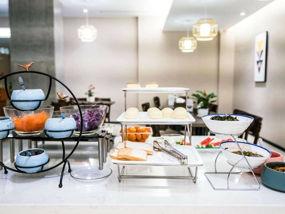 Фото Ibis Styles Nanchang Xiaolan Industrial Park Hotel