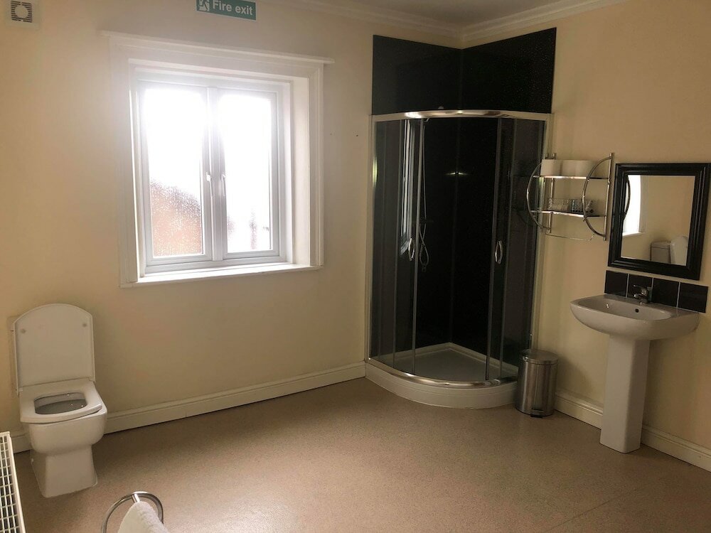 Фото The New Brighton Hotel