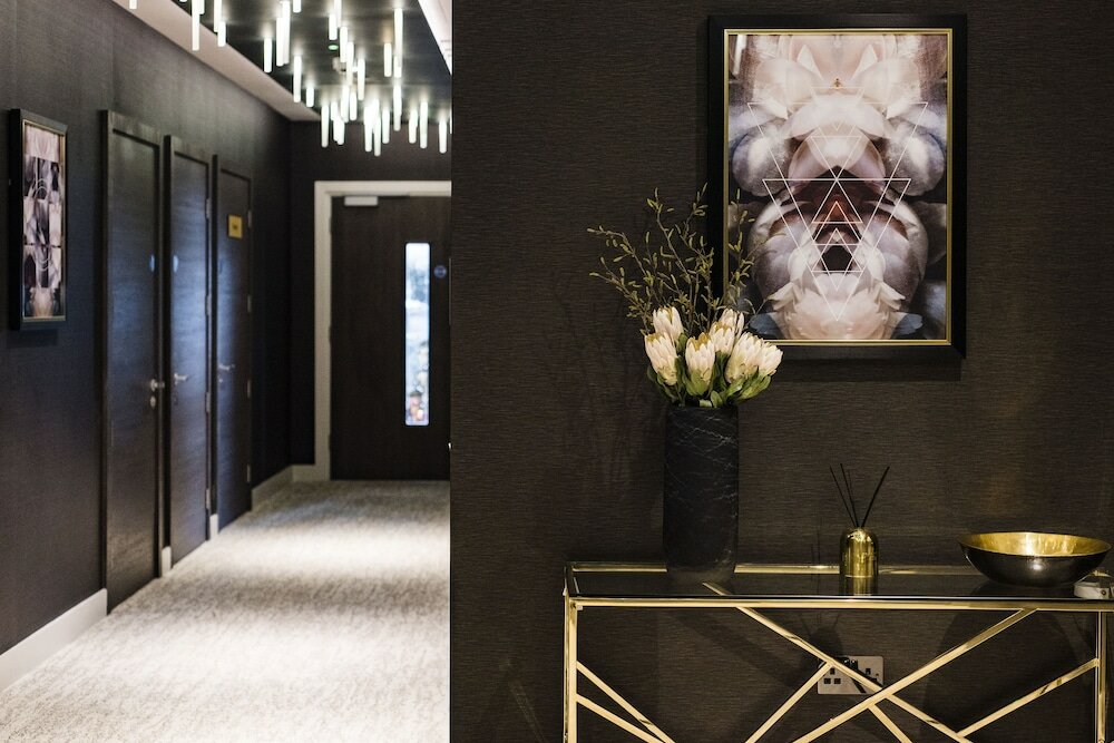 Фото Deluxe Victoria Home close to Buckingham Palace