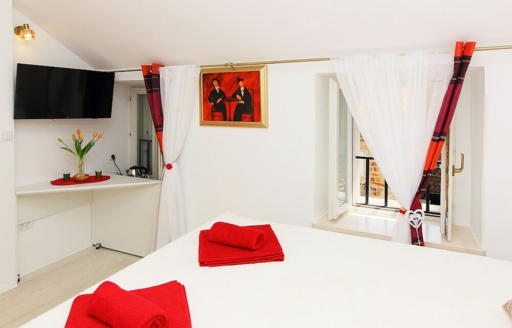 Фото Melek Accommodations