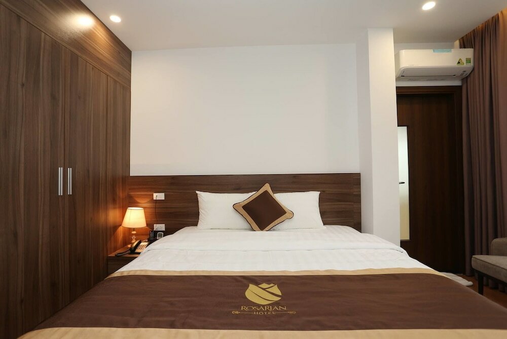 Фото Rosarian Hotel