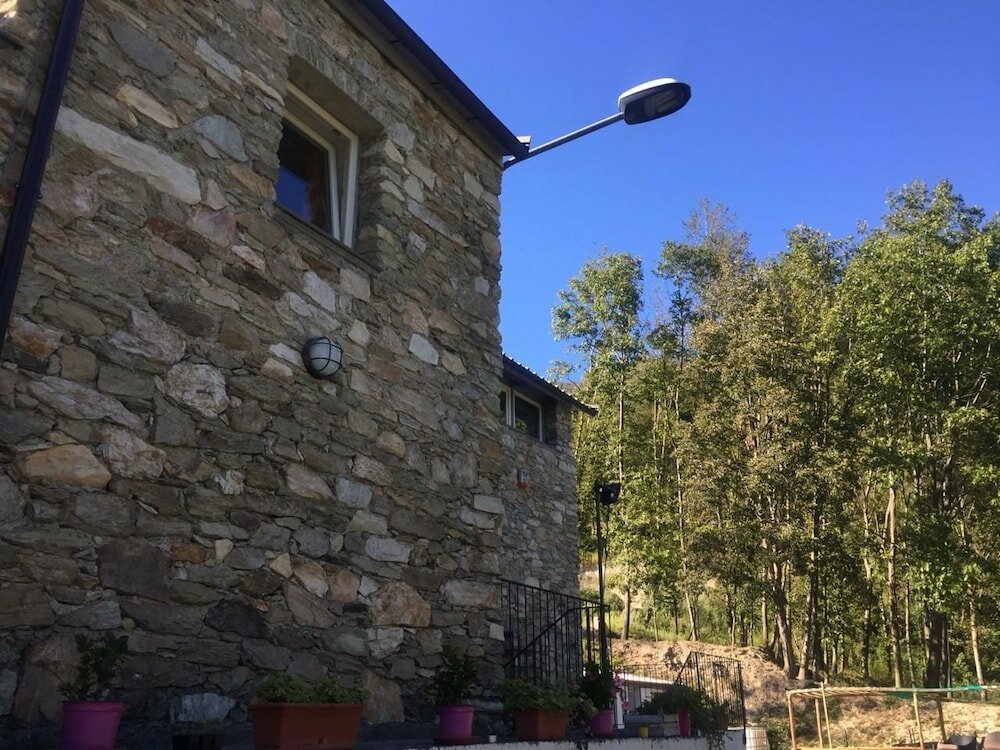 Фото Rifugio Escursionistico Cascina Porro