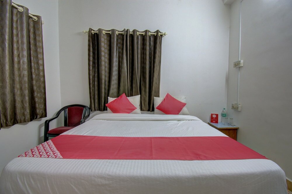 Фото Oyo 19830 Hotel Lucky Star