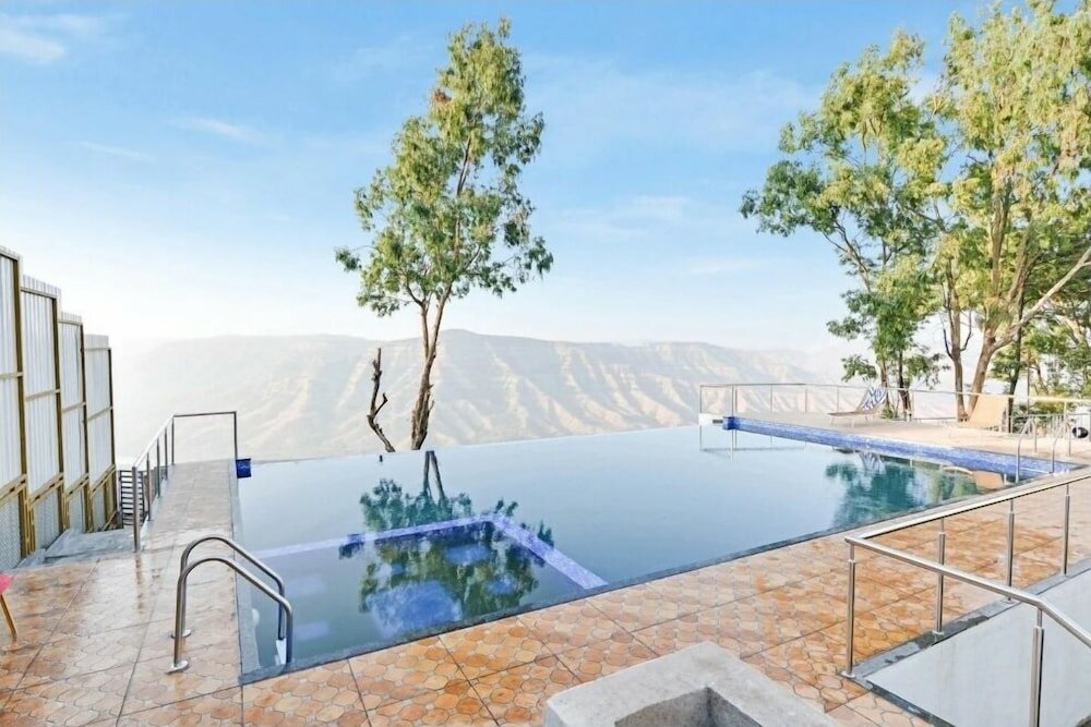 Фото Cloud Mist Resort and SPA