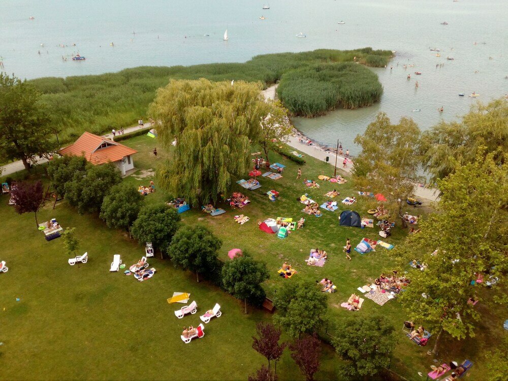 Фото Gréta Wellness Apartmanok