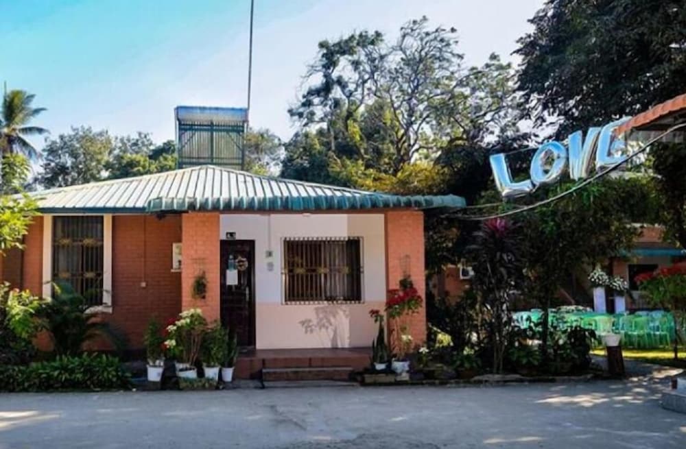 Фото Wun Tawp Garden Hotel