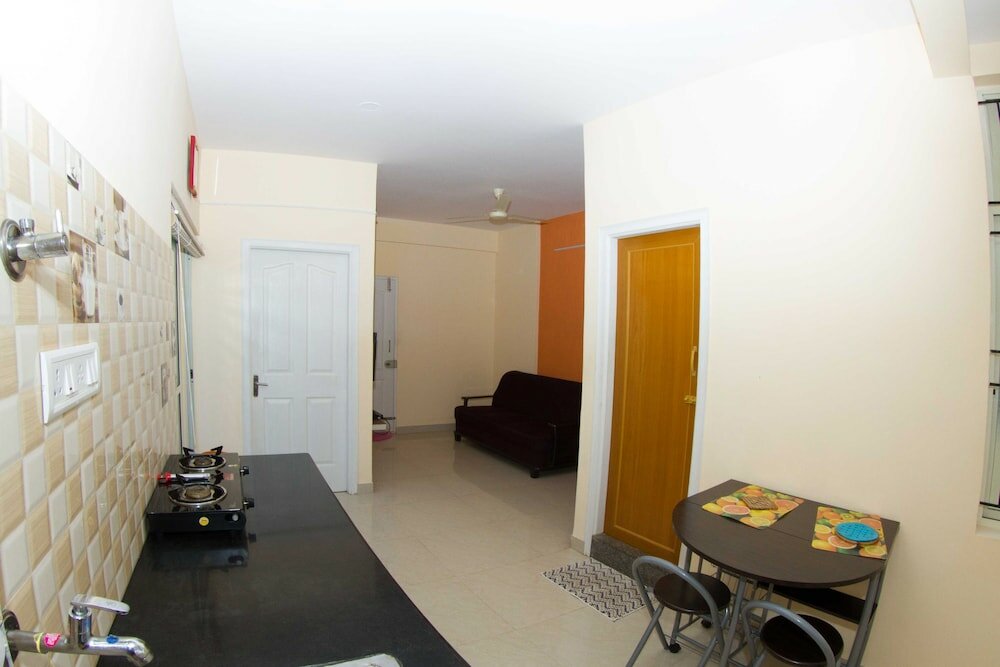 Фото Rainbow Service Apartment