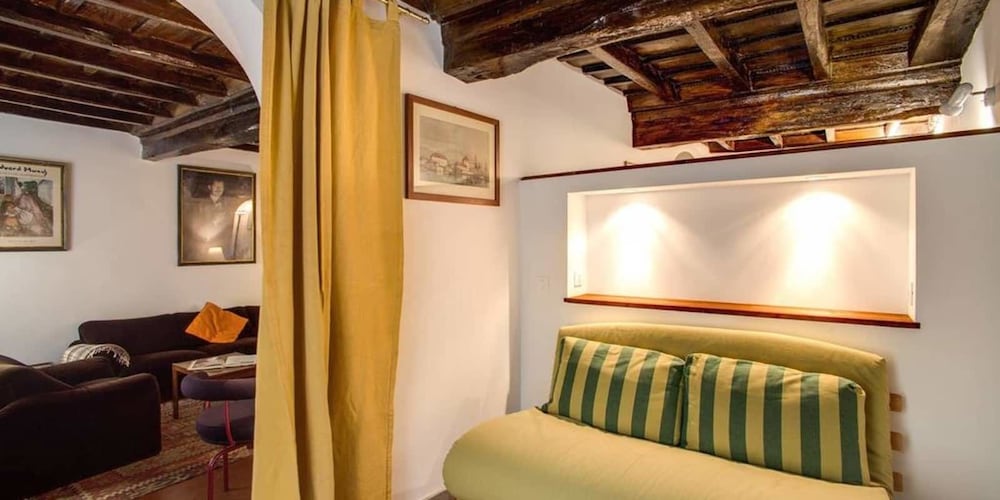 Фото Cartari Elegant Suite Piazza Navona