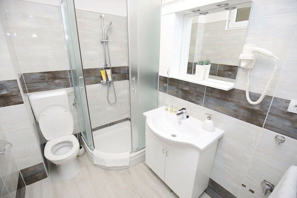 Фото Deluxe Mkc Apartments