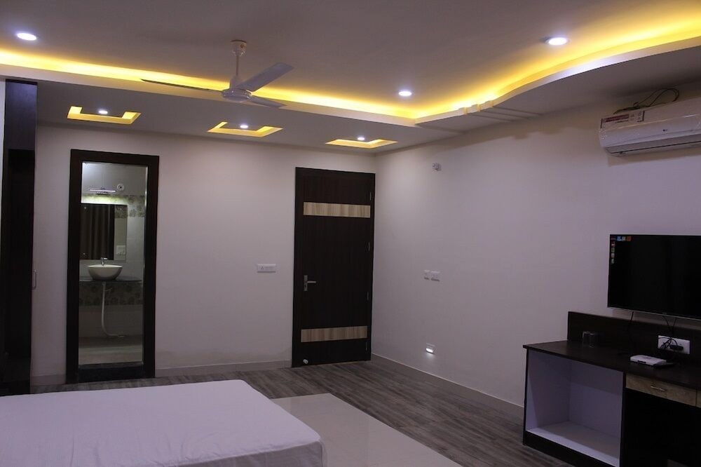 Фото Hotel Celebration